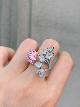 Designs & You - Silver Plated Crushed Ice Cut Pink Finger Ring