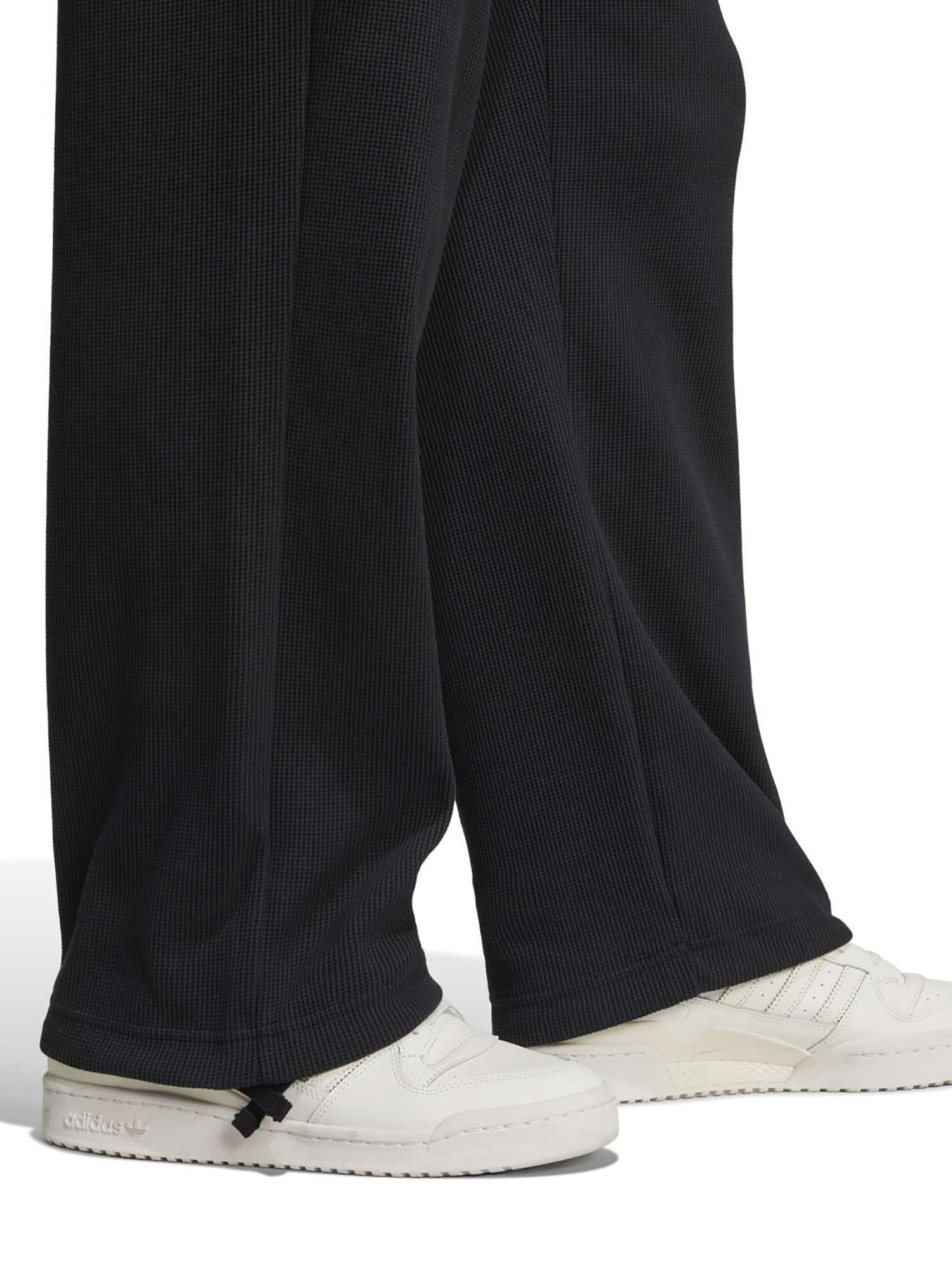 Buy adidas Originals ESSENTIALS PT Men Black Trackpant Online