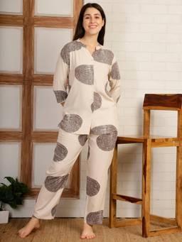 Smarty Pants - Women Printed Off White Rayon Night Suit