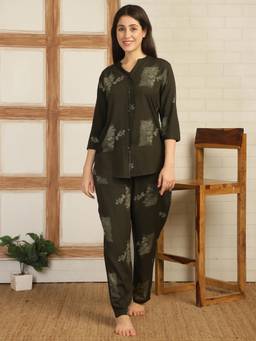 Smarty Pants - Women Floral Printed Green Rayon Night Suit