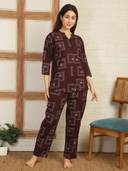 Maroon color option