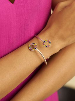 Shaya by CaratLane - 925 Silver Chokti Pattern Flexi in Oxidised Kada