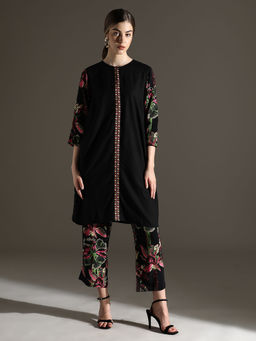 Dora Dori - Black Floral Kurta and Pant (Set of 2)