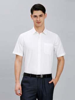 Reid & Taylor - Men White Solid Formal Shirt