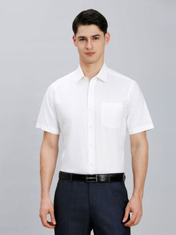 Reid & Taylor - Men White Solid Formal Shirt