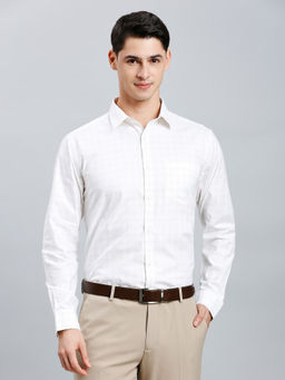 Reid & Taylor - Men White Checks Formal Shirt