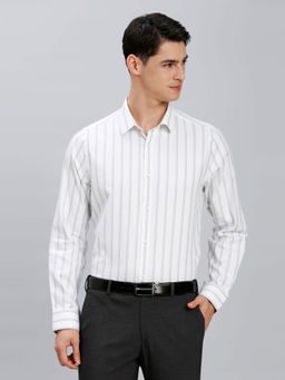 Reid & Taylor - Men White Stripes Formal Shirt