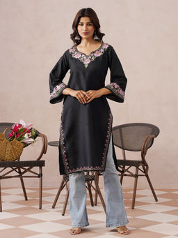 Kashmir Box - Black Floral Embroidered Kurta