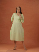Green color option, Sold out, Currently selected