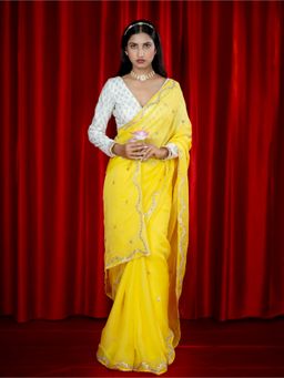 Ushvii - Women Yellow Viscose Floral Saree with Unstitched Blouse
