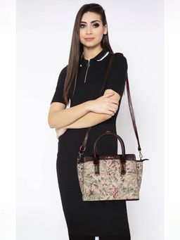 The Clownfish - Flap Pocket Handbag with Detachable Strap for Women (Beige)