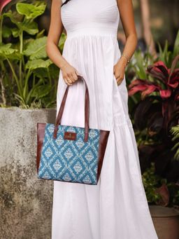 The Clownfish - Printed Faux Leather Tote Bag for Office/College - Blue