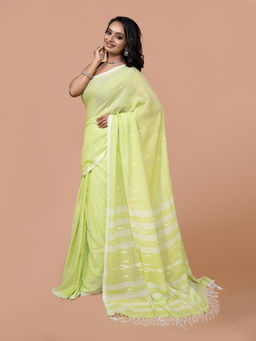 LAA CALCUTTA - Women Green Handloom Saree with Unstitched Blouse