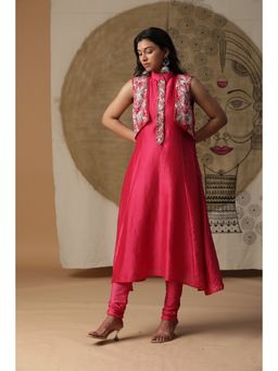 Arpita Sulakshana - Red Jacket Kurta (Set of 2)