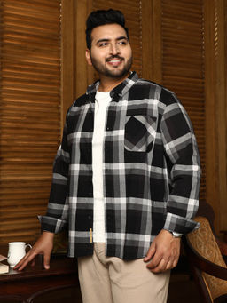 Instafab Plus - Men Onyx Black Pixelated-Check Relaxed Shirt