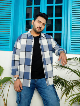 Instafab Plus - Men Steel Blue Framed-Buffalo Regular Shirt