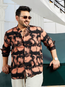 Instafab Plus - Men Obsidian Black and Sienna Brown Smudged-Block Regular Shirt