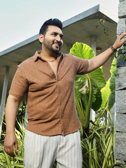 Instafab Plus - Men Tan Brown Tactile-Resort Shirt