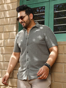 Instafab Plus - Men Olive Green Tactile-Resort Shirt