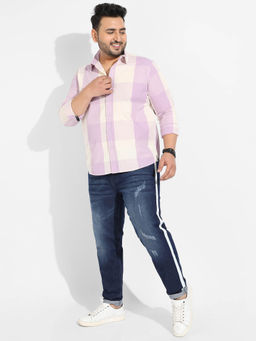 Instafab Plus - Men Lavender and Daisy White Buffalo-Checkered Shirt