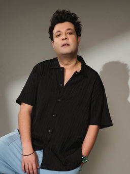 Instafab Plus - Men Charcoal Black Tactile-Striped Resort Shirt