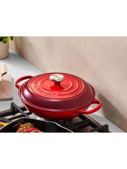 Le Creuset - Shallow Casserole Cerise - 28 cm