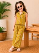 Mustard color option, Currently selected