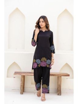 Autumnlane - Black Embroidered Kurta with Pant