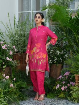 Autumnlane - Pink Floral Kurta with Pant