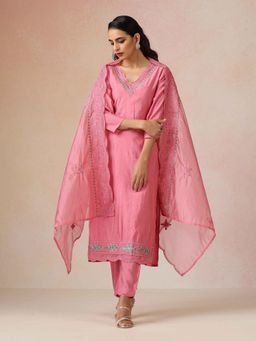 trueBrowns - Pink Floral Kurta with Pant and Dupatta