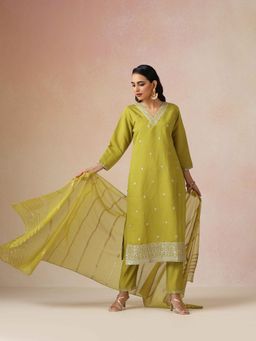 trueBrowns - Green Embroidered Kurta with Pant and Dupatta