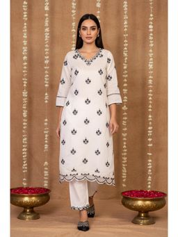 W - Floral White Kurta with Pant