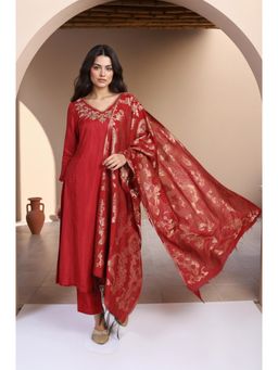 W - Red Woven Kurta with Pant and Dupatta