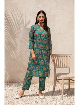 W - Green Floral Kurta with Pant and Dupatta