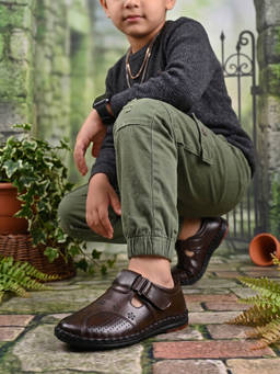 steprite - Boys Brown Synthetic Sandals