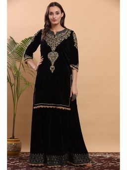 Kaanchie Nanggia - Black Embroidered Kurta Lehenga (Set of 2)