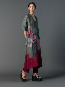 clos - Multi Colour Kurta with Pant (Set of 2)