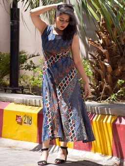 Sundarii - Himari Ajrakh Dress with Pair of Sleeves (Set of 2)