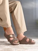 Beige color option, Currently selected