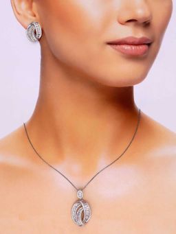 Kai Jewel - Sterling Crystal White Necklace With Earrings Set