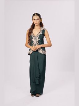 RIRASA - Vamsha Green Jacket With Skirt