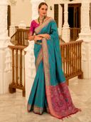 Blue color option, Sold out, Currently selected