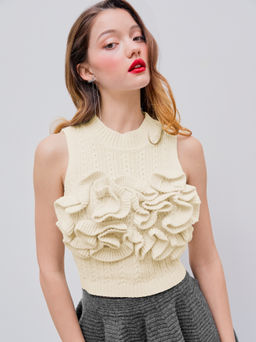 Cider - Cable Knit Ruffle Hem Knitted Crop Top