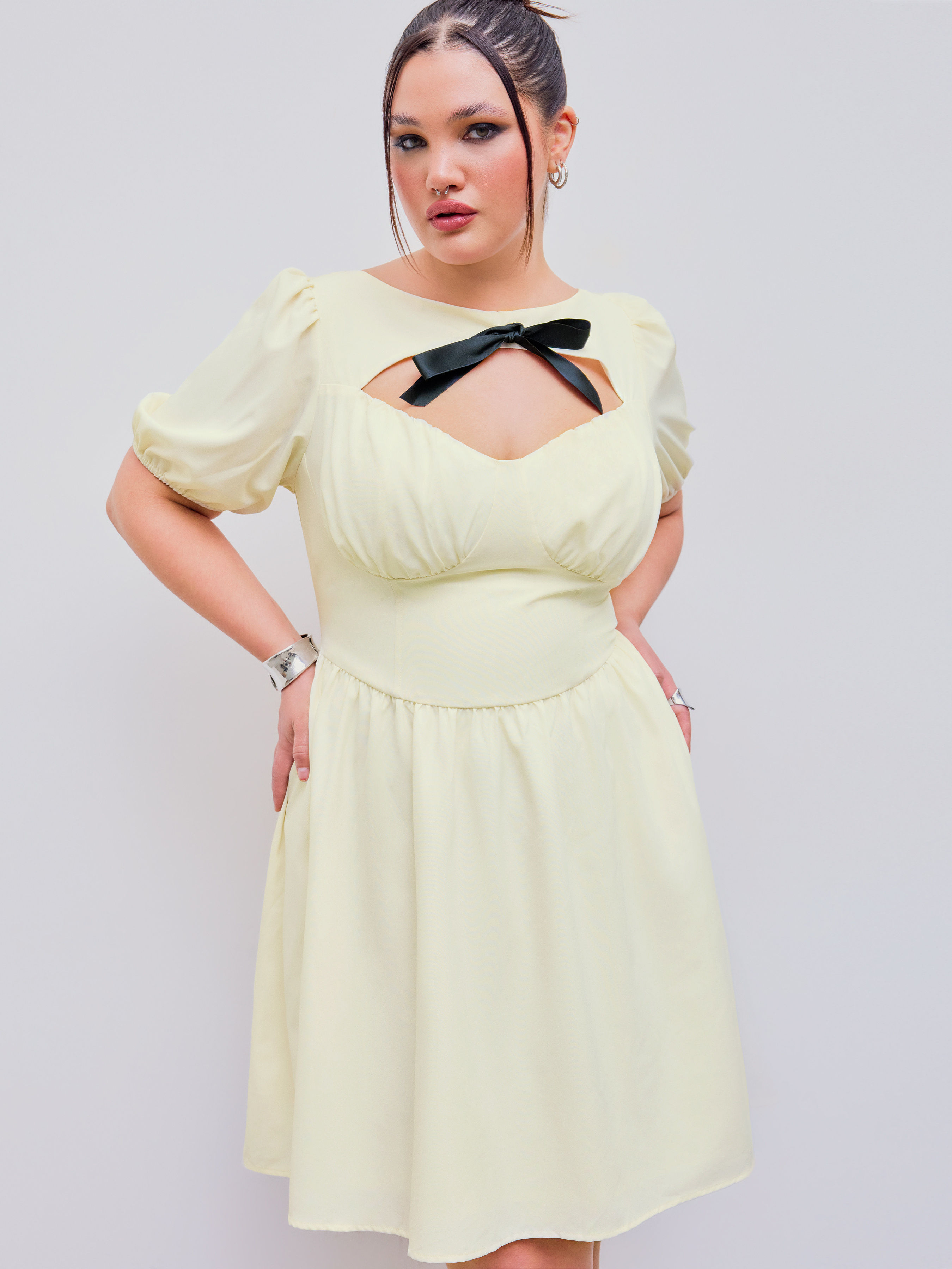 Bowknot Round Neck Cut Out Midi Dress Curve & Plus
