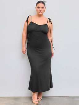 Cider - Solid Ruched Knotted Maxi Dress Curve & Plus