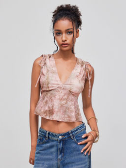 Cider - V-neck Abstract Ruffle Hem Knotted Tank Top