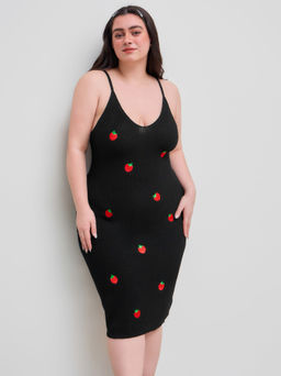 Cider - Knit V-neck Strawberry Embroidery Midi Dress Curve & Plus