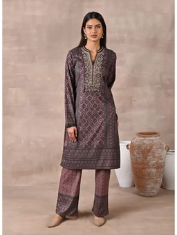 Lakshita - Brown Velvet Kurta Set With Zari & Sequin Work