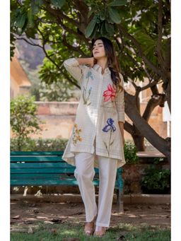 CUSTARD - Women Cream Cotton Floral Co-Ord (Set of 2)