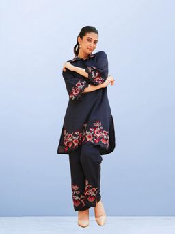 CUSTARD - Women Blue Cotton Embroidered Co-Ord (Set of 2)